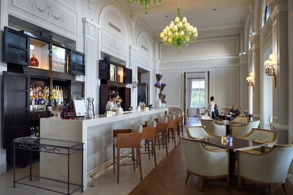 France, Alpes Maritimes, Saint Jean Cap Ferrat, bar of the Grand-Hotel du Cap Ferrat, a 5 star palace from Four Seasons Hotel