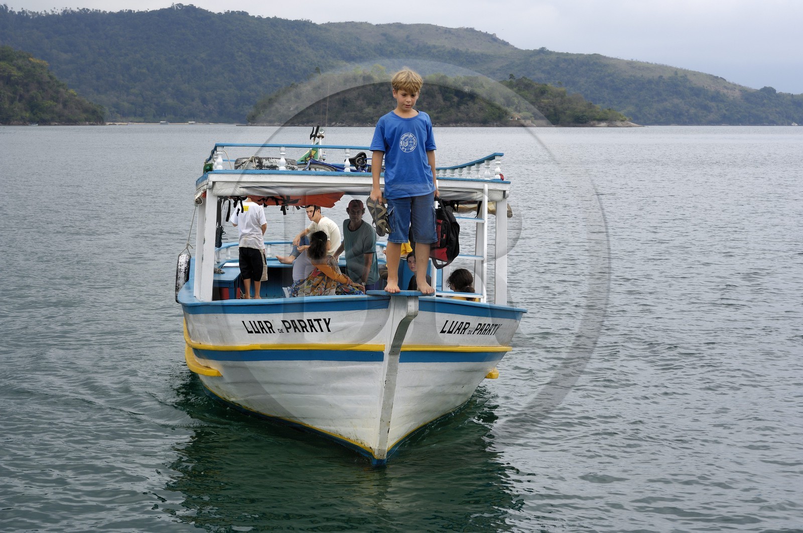 Brésil, Etat de Rio de Janeiro, Paraty, Ile Catimbau, retour de l'école de Thomas Campers Brésil, Etat de Rio de Janeiro, Paraty, Ile Catimbau, retour de l'école de Thomas Campers
