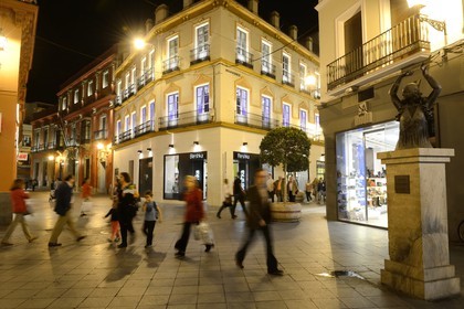 Espagne, Andalousie, Séville, commerces et boutiques de la calle Velazquez