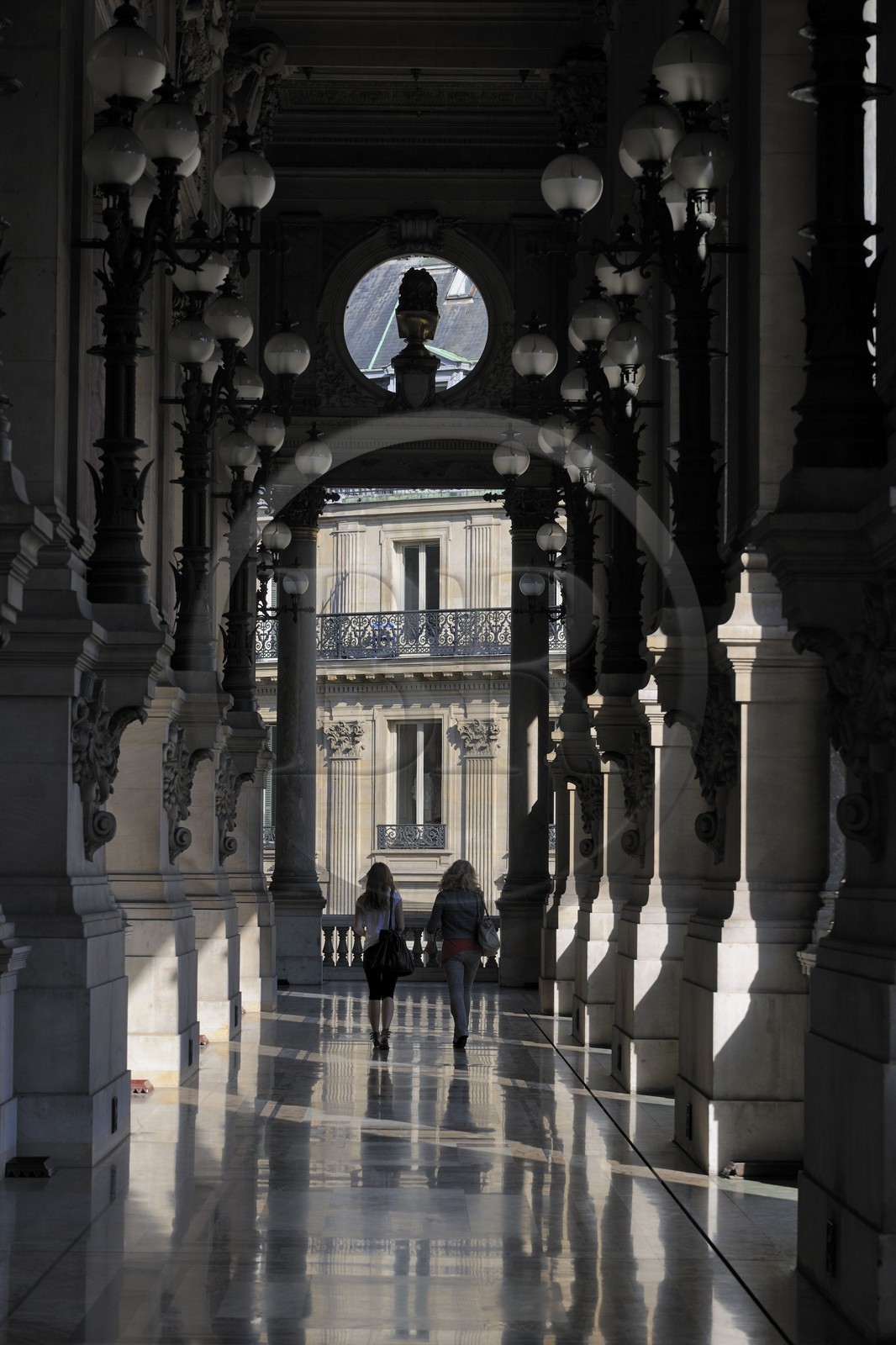 France, Paris (75), l'Opéra Garnier, la terrasse extérieure