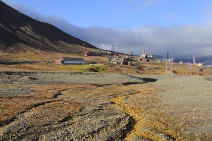 Norvège, Svalbard (Spitzberg), Longyearbyen considérée comme la ville la plus septentrionale de la Terre