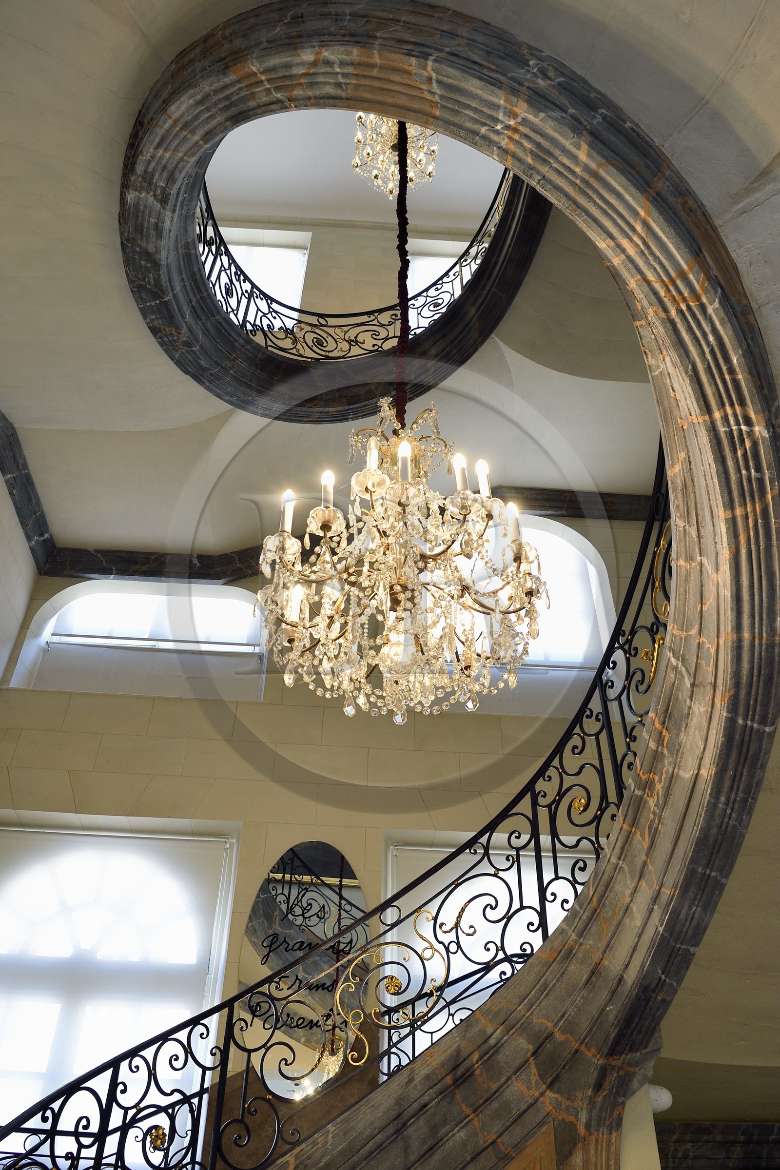 France, Meurthe-et-Moselle (54), Nancy, place Stanislas, musée des Beaux Arts, escalier orné de ferronneries de Jean Lamour dans l'aile XVIIIeme siècle du musée