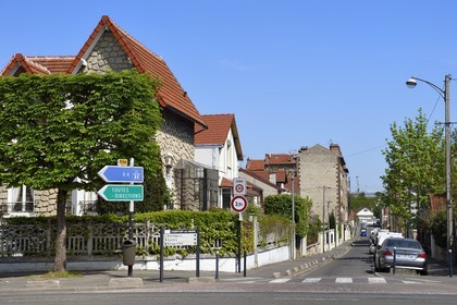 France, Val de Marne, Champigny sur Marne, residential area on the edge of the Tremblay park (parc du Tremblay)