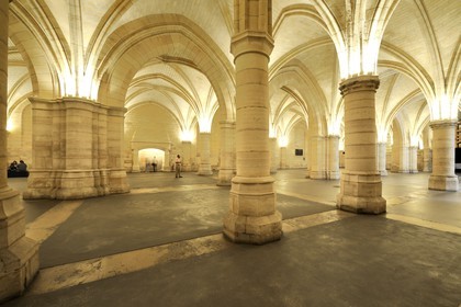 France, Paris, Ile de la Cite, the Conciergerie in the Palais de Justice (Courthouse), hall of Men-at-Arms