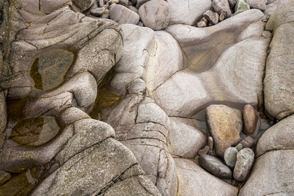 France, Cotes d'Armor, Grand Site de France Cap d'Erquy - Cap Frehel, Erquy, the Saint-Michel islet, pink sandstone rocks