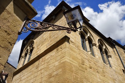 France, Dordogne, Perigord Noir, Dordogne valley, Sarlat la Caneda, in the old town and street lighting