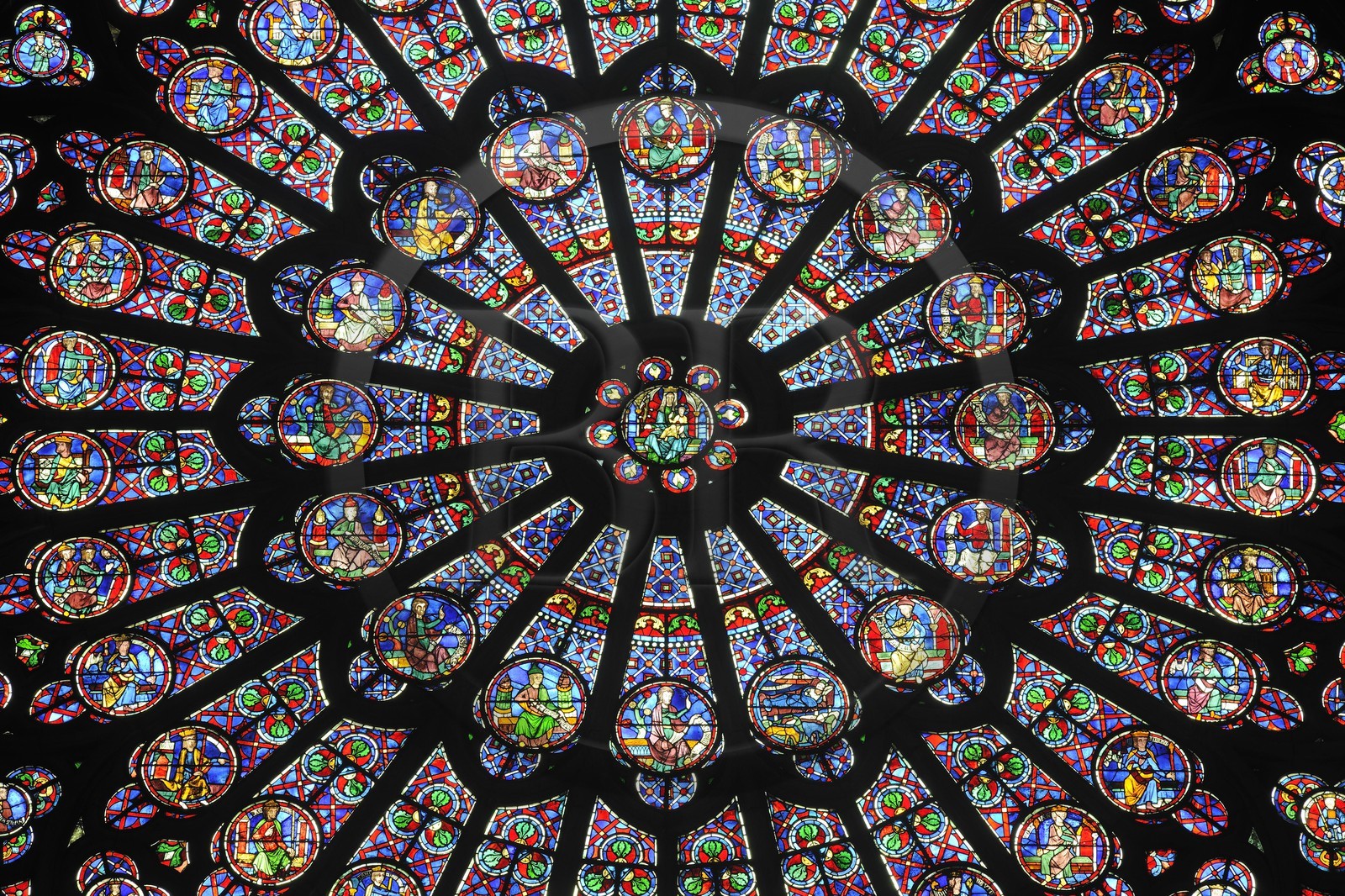 France, Paris (75), île de la Cité, la cathédrale Notre-Dame, rosace de la façade nord