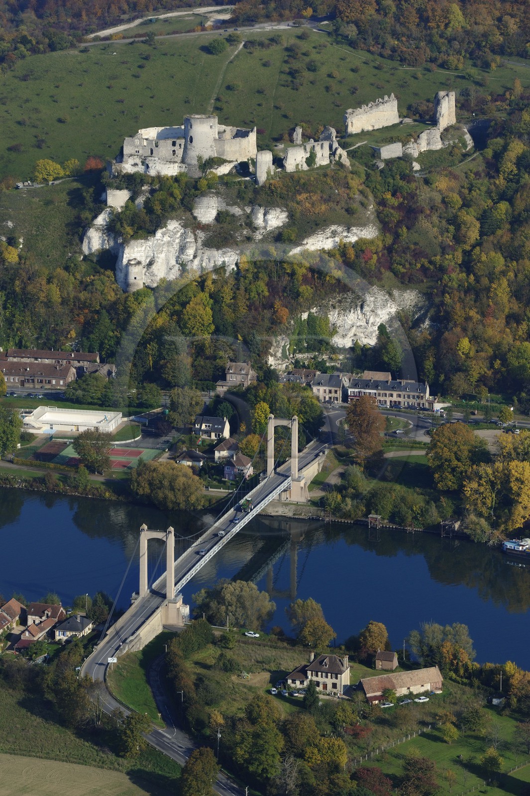 France, Eure (27), Les Andelys, Château-Gaillard, forteresse du XIIe siècle construite par Richard Coeur de Lion (vue aérienne)