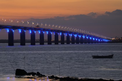 France, Charente-Maritime (17), Ile d'Oléron, le pont viaduc d'Oléron