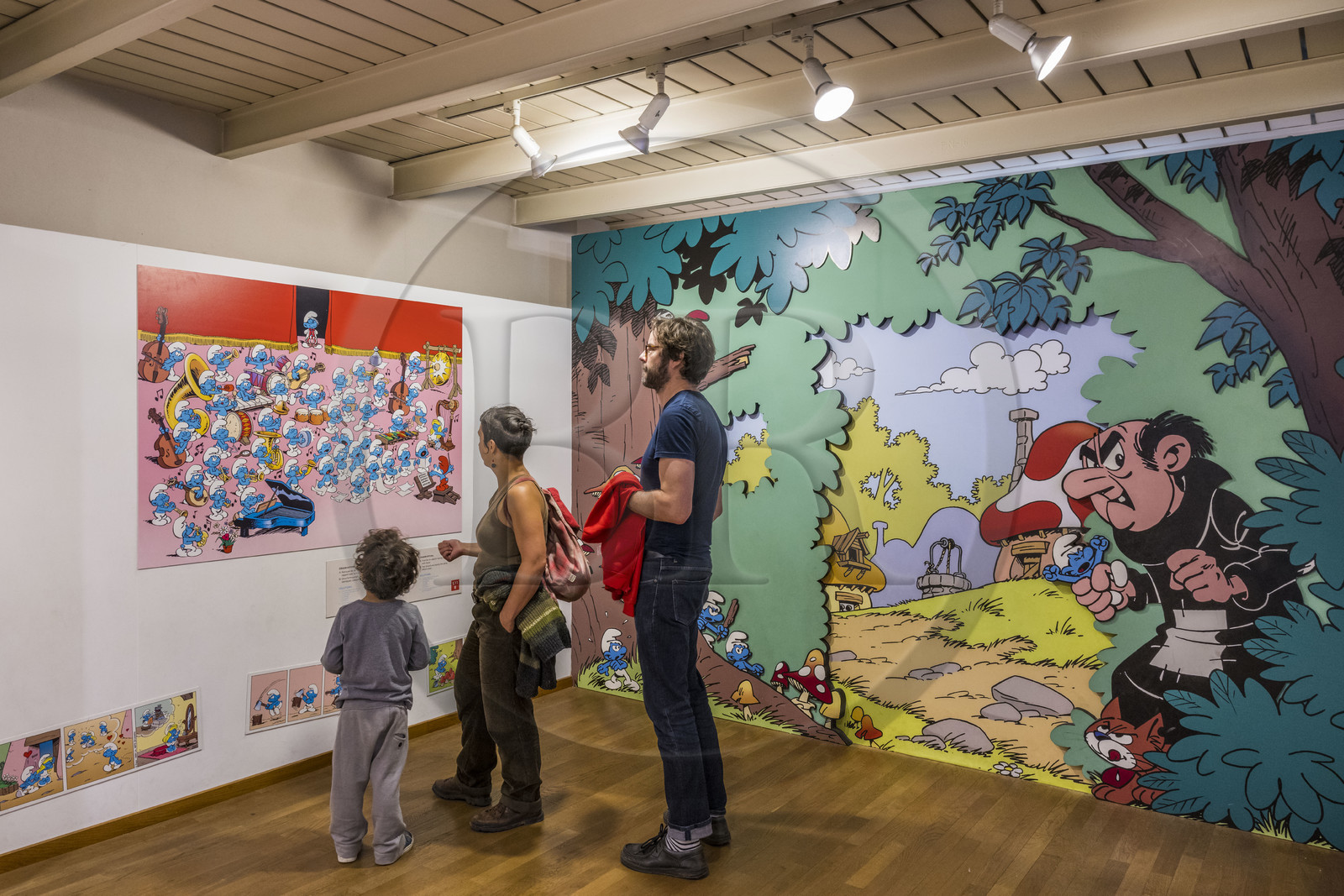 Belgique, Bruxelles, Centre belge de la bande dessinée (Musée de la BD) installé dans un batiment Art nouveau conçu par Victor Horta en 1906, les Schtroumpf dans l'espace Peyo Belgique, Bruxelles, Centre belge de la bande dessinée (Musée de la BD) installé dans un batiment Art nouveau conçu par Victor Horta en 1906, les Schtroumpf dans l'espace Peyo