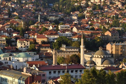 Bosnia and Herzegovina, Sarajevo, Bascarsija district in the old town, the Gazi Husrev-bey Mosque (Gazi Husrev-begova Dzamija in bosnian) and the Clock Tower