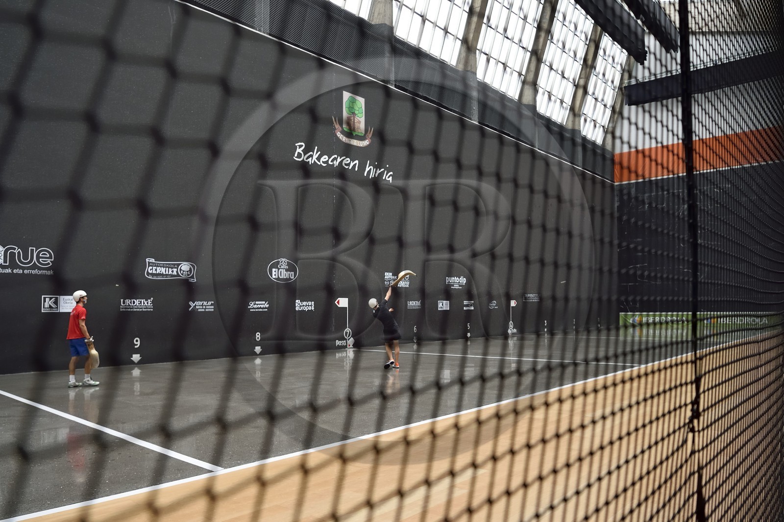 Espagne, Pays basque espagnol, Biscaye, Gernika-Lumo, cesta punta au Jai Alai