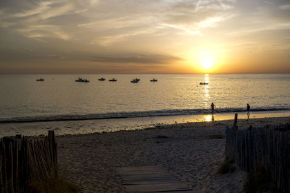 France, Charente Maritime, Oleron island, Saint Georges d'Oléron, Domino beach at sunset
