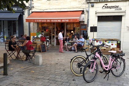 France, Dordogne (24), Périgord Blanc, Périgueux, Place Saint-Silain, restaurant l'Espace du 6ème Sens