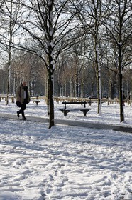 France, Paris, Saint Michel district, walking in the Luxembourg Gardens under the snow