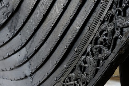 Norvège, Oslo, presqu'île de Bygdoy, musée des Bateaux vikings, le drakkar d'Oseberg (9ème siècle), détail