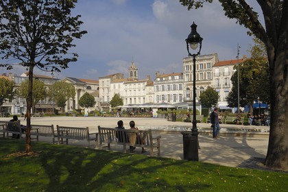 France, Charente-Maritime (17), Rochefort, la place Colbert