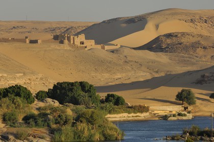 Egypte, Haute Egypte, Nubie, vallée du Nil, Assouan, le monastére Saint-Siméon sur la rive gauche du Nil