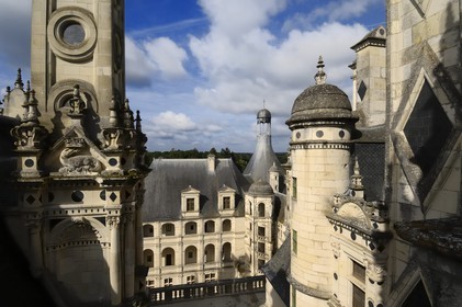 France, Loir et Cher (41), Vallée de la Loire classée Patrimoine Mondial de l' UNESCO, château de Chambord, sur la terrasse du toit