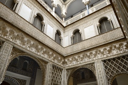 Spain, Andalusia, Seville, the Alcazar of Seville (Reales Alcazares de Sevilla), listed as World Heritage by UNESCO, Patio of the Dolls (Patio de las Munecas)