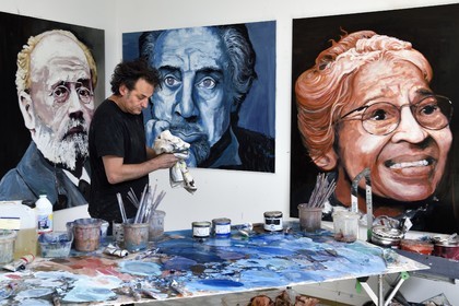 France, Val-de-Marne (94), Yvry-sur-Seine, Atelier de Fred Kleinberg, travail en cours de l'exposition We can be Heroes