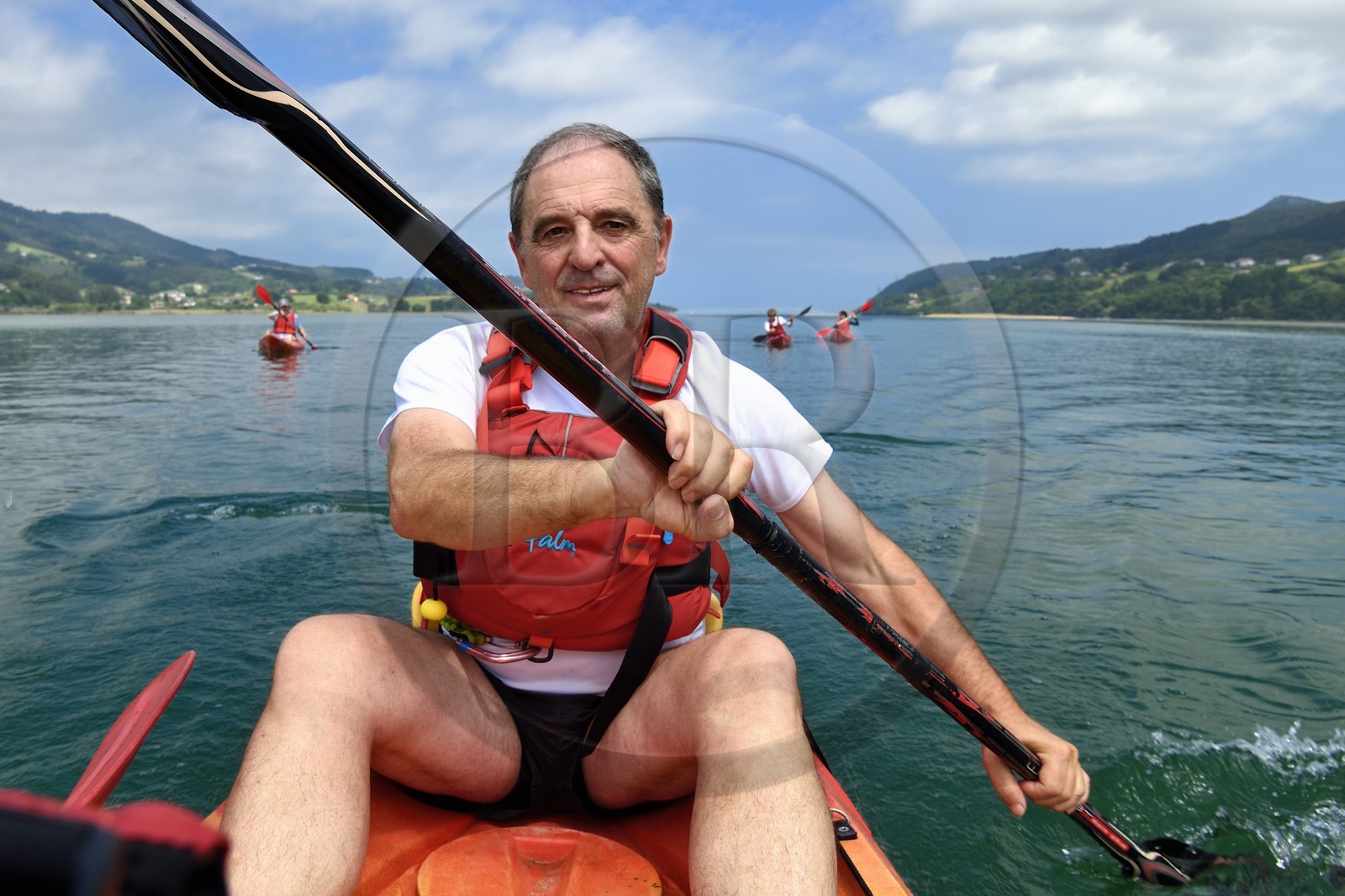 Espagne, Pays basque espagnol, Biscaye, région de Gernika-Lumo, Réserve de biosphère d'Urdaibai, remontée en kayak de l'estuaire du fleuve Oka