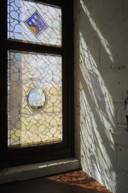 France, Loir-et-Cher (41), Vallée de la Loire classée Patrimoine Mondial de l'UNESCO, château de Chaumont-sur-Loire, détail d'une fenêtre dans la chambre de Diane de Poitiers
