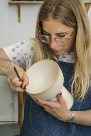 France, Alpes-Maritimes, Vallauris, ceramist Maureen Stengel-Guillot from the MSG Céramique workshop