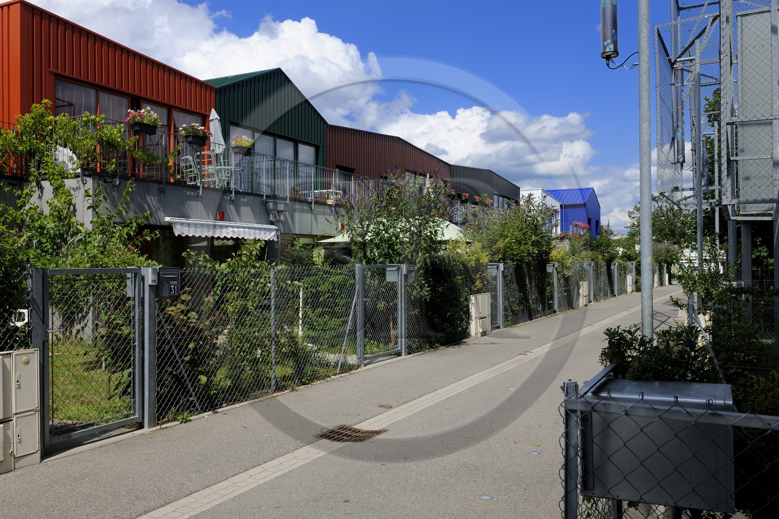 France, Haut-Rhin (68), Mulhouse, la Cité Manifeste de la Somco (Société mulhousienne des Cités ouvrières), passage des Rossignoles