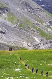 Switzerland, Canton of Bern, Bernese Oberland, Jungfrau Aletsch Bietschhorn (3 454 m) called the Top of Europe, listed as World Heritage by UNESCO, Hikers