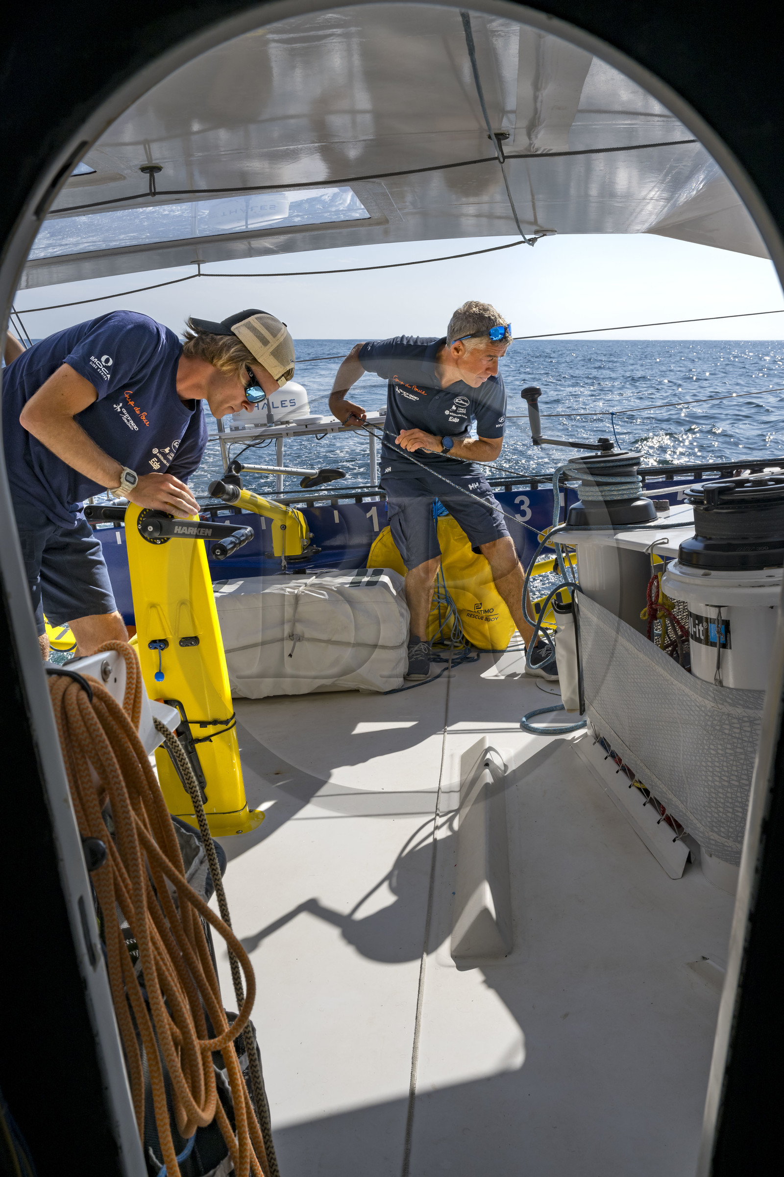 France, Vendée (85), Les-Sables-d'Olonne, le skipper Manuel Cousin en entrainement sur son voilier monocoque de 60 pieds IMOCA Coup de Pouce
