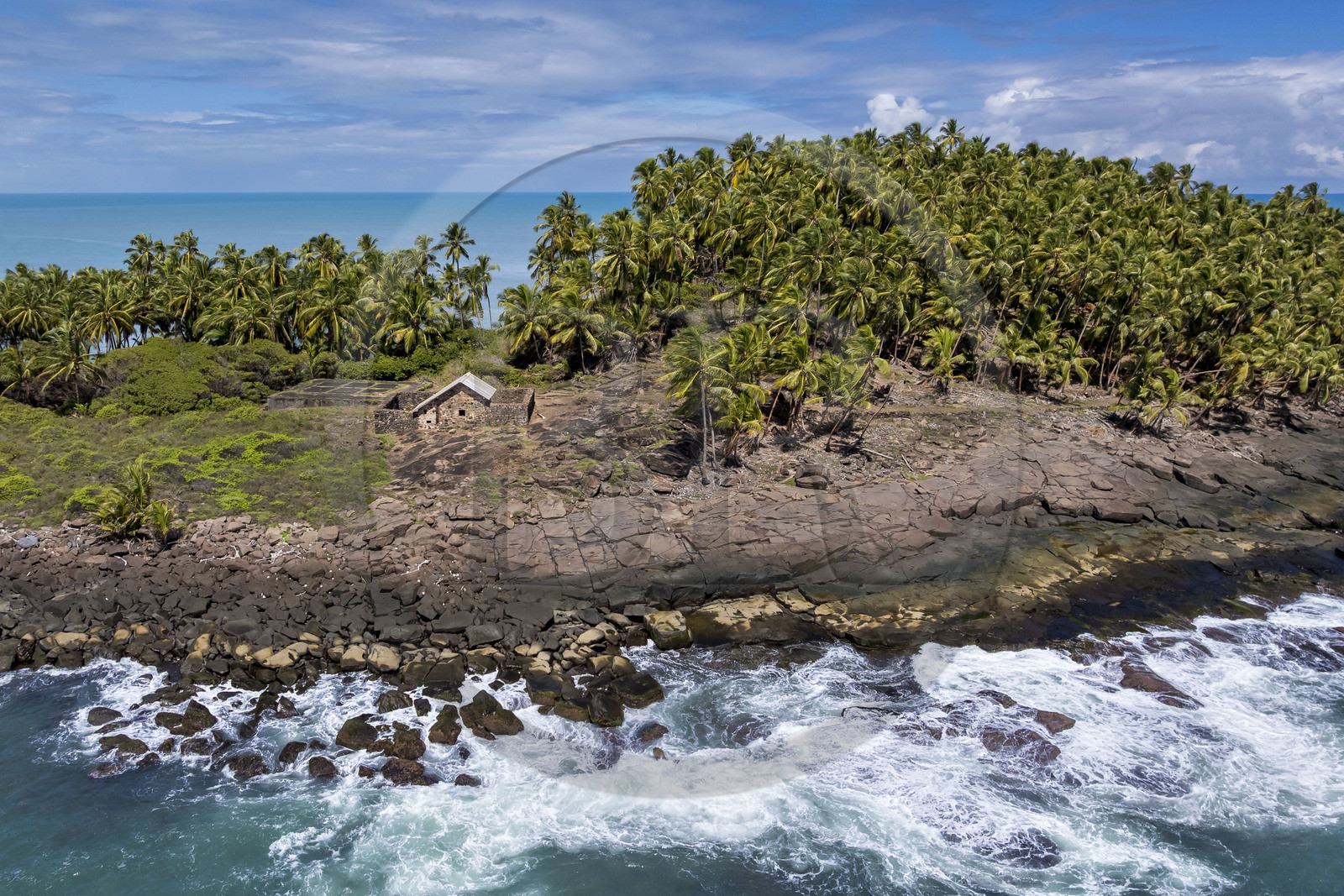 France, Guyane, Kourou, Iles du Salut, l'Ile du Diable, la case a servi de bagne à Alfred Dreyfus du 13 avril 1895 au 9 juin 1899 (vue aérienne)