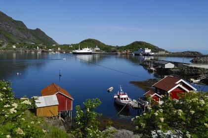 Norway, Nordland County, Lofoten Islands, Moskenes island, ferry in the small harbour of Sorvagen