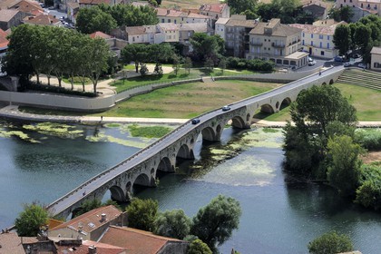 France, Herault, Beziers, the Pont-Vieux on the Orb River