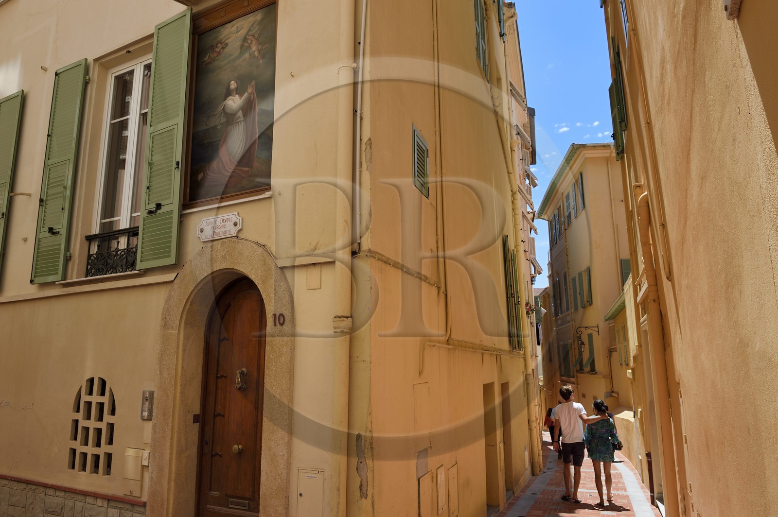 Principauté de Monaco, Monaco, la vieille ville sur le Rocher, portrait de Sainte Devote rue Emile de Lothe