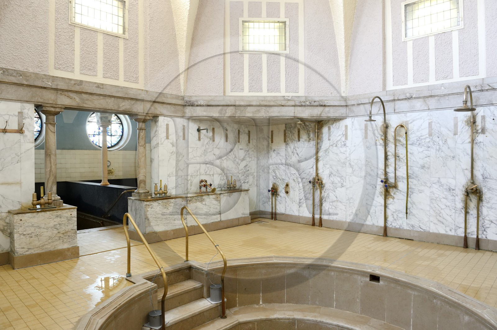 France, Bas-Rhin (67), Strasbourg, quartier de la Neustadt datant de la periode allemande, les Bains Municipaux (1901)