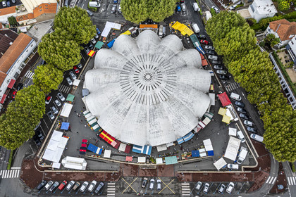 France, Charente-Maritime, Royan, central market (1955) by architects Louis Simon and André Morisseau shaped like the conch of a large white shell (aerial view)