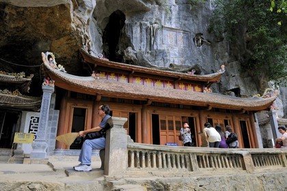 Vietnam, province de Ninh Binh, pagode partiellement troglodytique de Bich Dong, deuxième temple