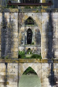 France, Charente-Maritime, Saintonge, Tonnay Charente, pillars arcs of the suspension bridge built in 1842
