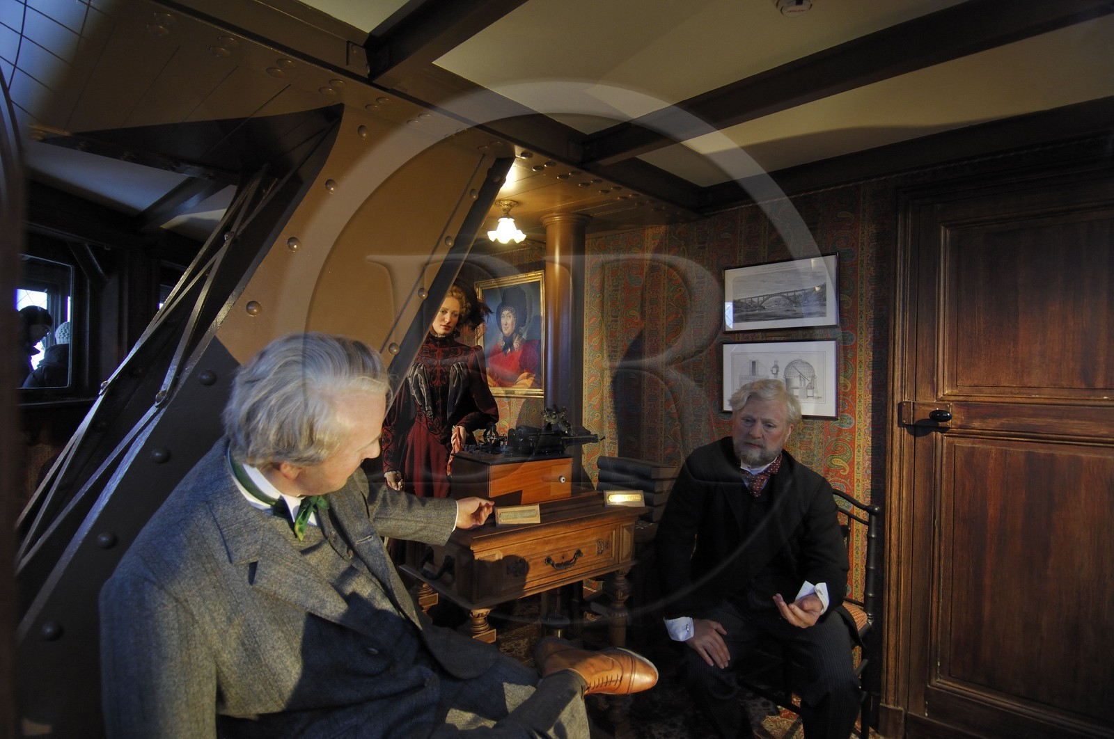 France, Paris  (75) la Tour Eiffel, reconstitution historique au 3ème étage