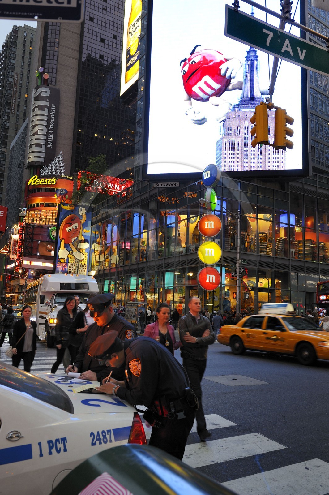 Etats-Unis, New York, Manhattan, Times square, boutique M&M's Etats-Unis, New York, Manhattan, Times square, boutique M&M's