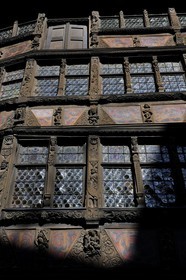France, Bas-Rhin (67), Strasbourg, façade de la maison à pans de bois Kammerzell place de la cathédrale