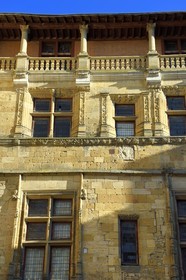 France, Dordogne (24), Périgord Noir, vallée de la Dordogne, Sarlat-la-Canéda,  vieil hotel particulier jouxtant la Cathédrale Saint-Sacerdos