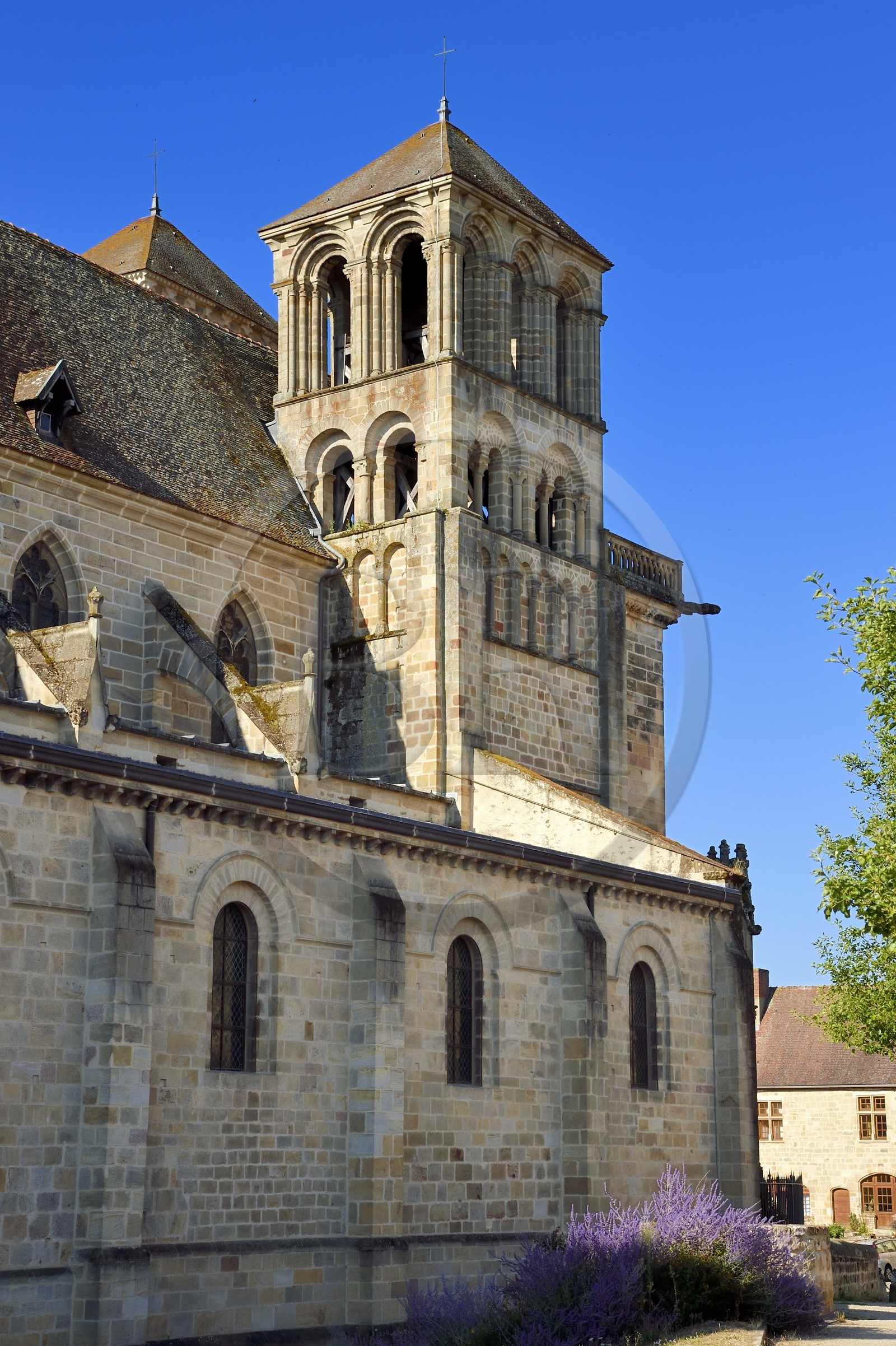 France, Allier (03), former province of Bourbonnais, Souvigny, the cluniac priory church of Saints Peter and Paul (prieuré Saint-Pierre-et-Saint-Paul), ducal necropolis of the Dukes of Bourbon, Romanesque bell tower