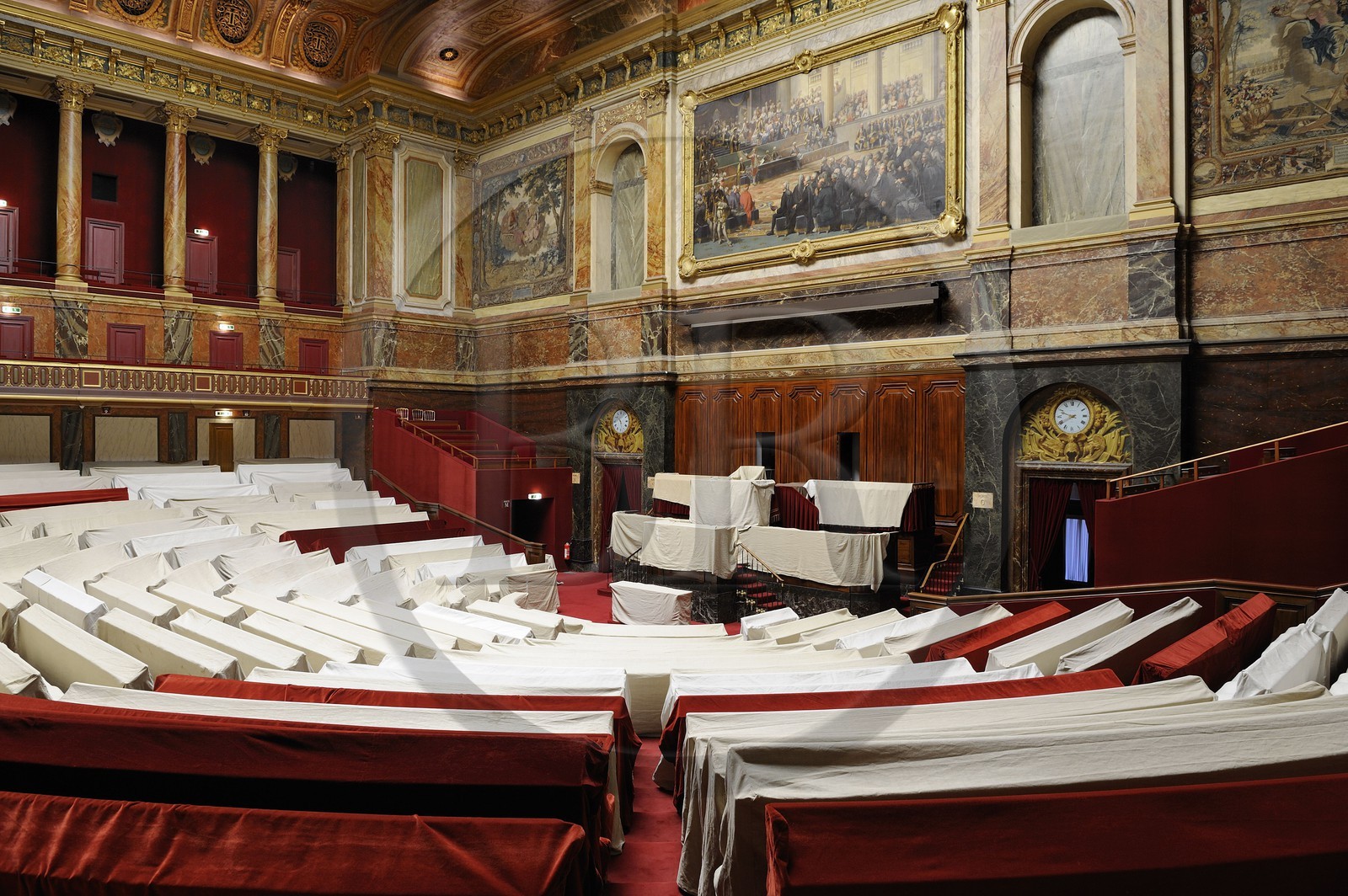 France, Yvelines (78), château de Versailles, classé Patrimoine Mondial de l'UNESCO, aile du Midi, hémicycle du congrès du parlement