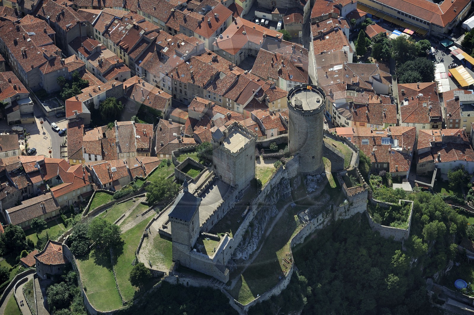 France, Ariège (09), Foix, le château comtal du Xe-XVe siècle (vue aérienne)