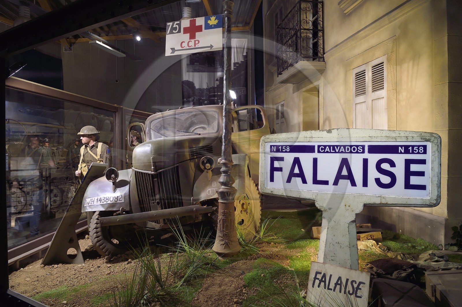 France, Calvados (14), Colleville-sur-Mer, Overlord-Museum, Normandy 44, collection anglaise à l'intérieur du musée