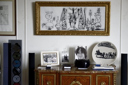 France, Alpes Maritimes, Cannes, the Villa La Californie where Picasso lived, today renamed the Pavillon de Flore by Marina Picasso, in her bedroom