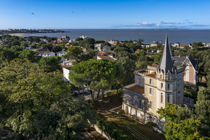 France, Charente-Maritime (17), Royan,  villa du quartier résidentiel du Parc Oasis, la Villa Le Nid d'Aigle (vers 1890)