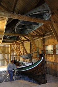 Norvège, Nordland, Iles Lofoten, Kabelvag - Storvagen, musée des Lofoten (Museum Nord-Lofotmuseet), le hangar à bateaux